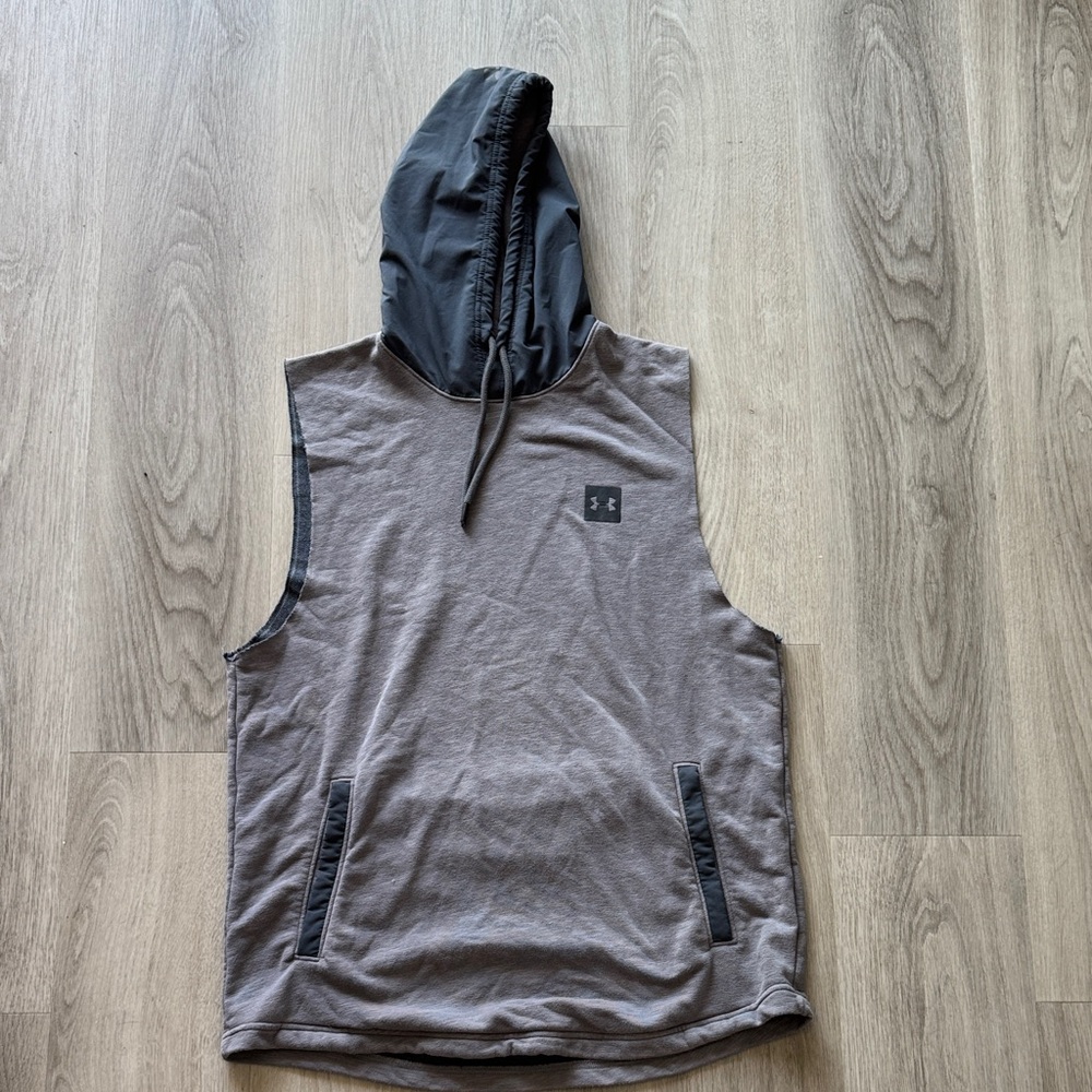 Under Armour Gray Sleeveless Hooded Training Tank with Dark Grey Hood